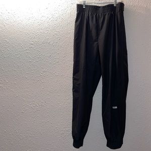 Fera Snowboard/Ski Wear Black‎ Pants with Pockets Waterproof Insulated.Size M